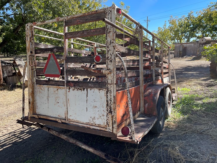 #3671-•-horse/cattle-tandem-axle-trailer-(no-title)-image-5
