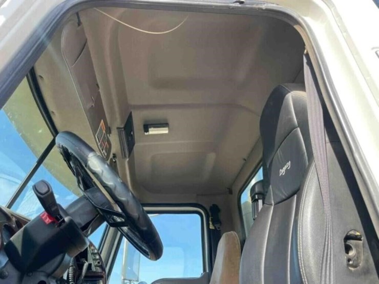 2007-mack-chn613-image-36