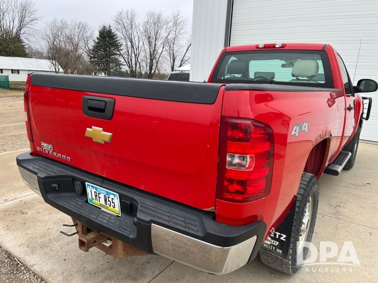 chevrolet-2500hd-image-28