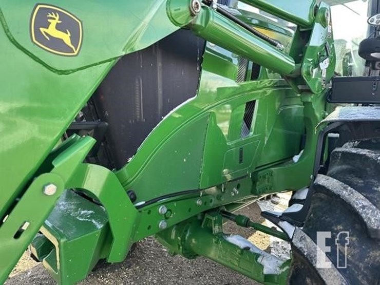 2023-john-deere-6r-155-image-31