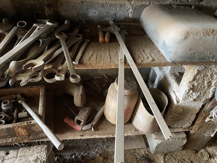 #3721-•-misc-tools-and-hardware-image-10