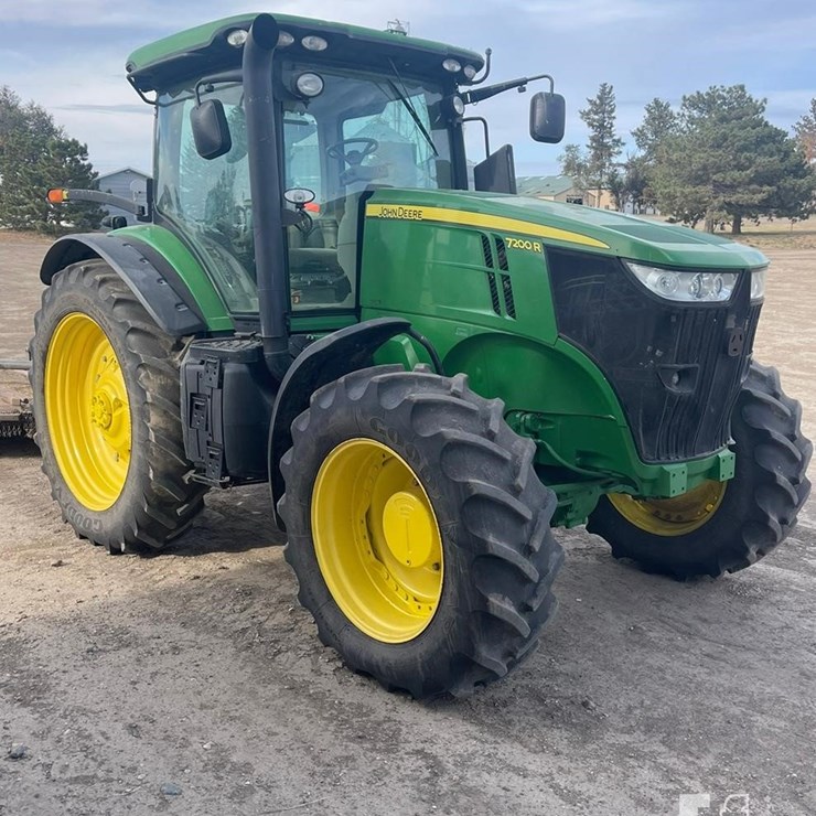 JOHN DEERE 7200R