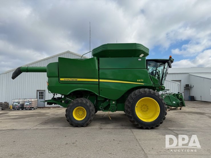 john-deere-s670-image-1