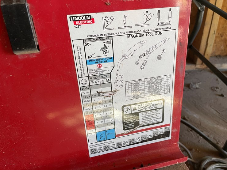 #3682-•-lincoln-electric-weld-pak125hd-with-helmet-image-7