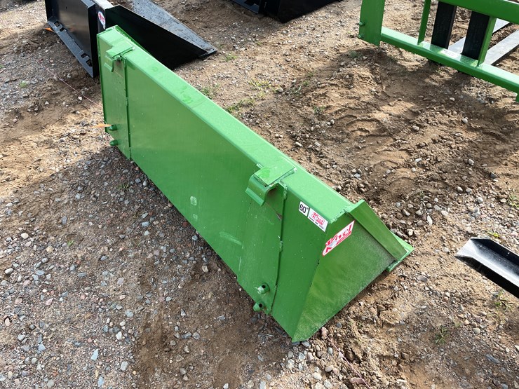 #2013-•-kivel-bucket-attachment-image-4