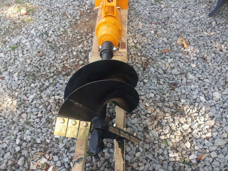 caterpillar-303-image-4