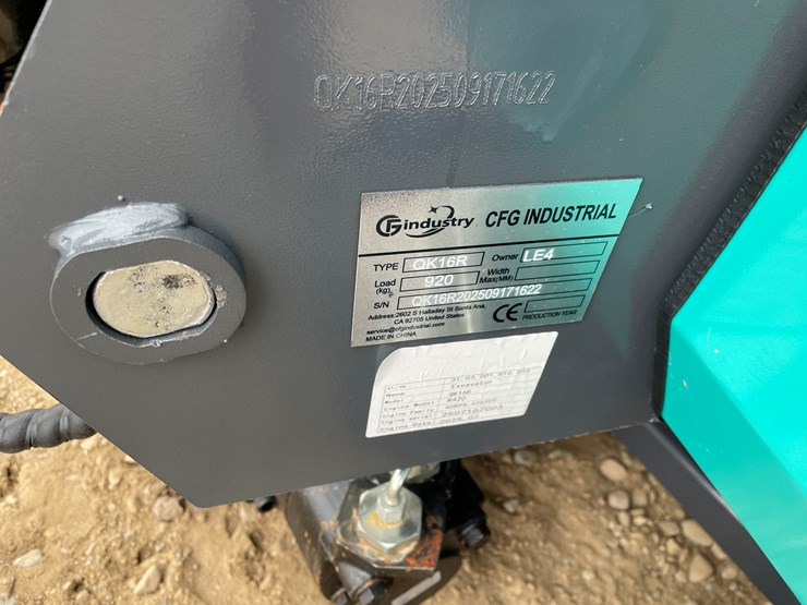 #9215-•-2025-unused-cfg-mini-excavator-image-9