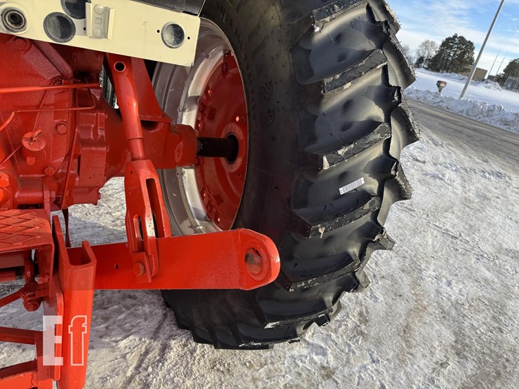 j-i-case-2290-image-39