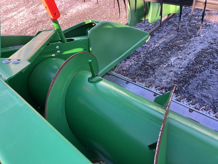 john-deere-630f-image-8