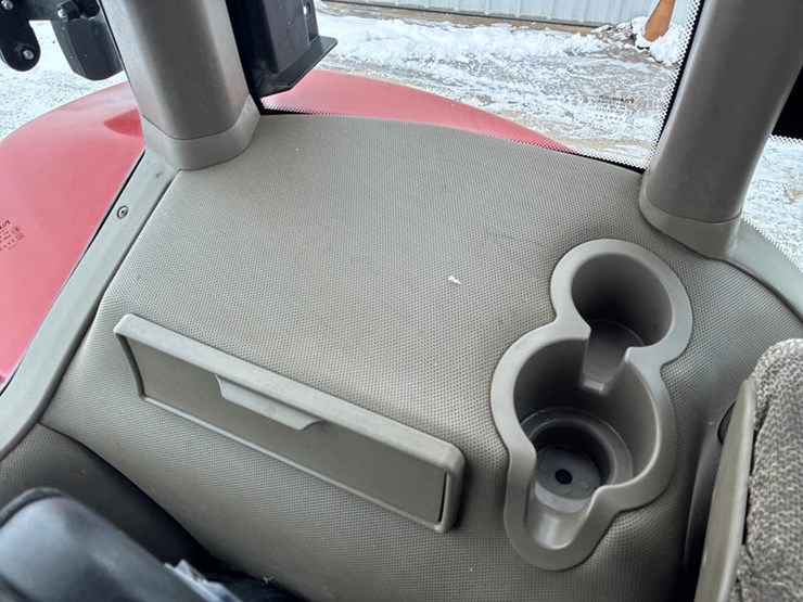 case-ih-magnum-190-image-87