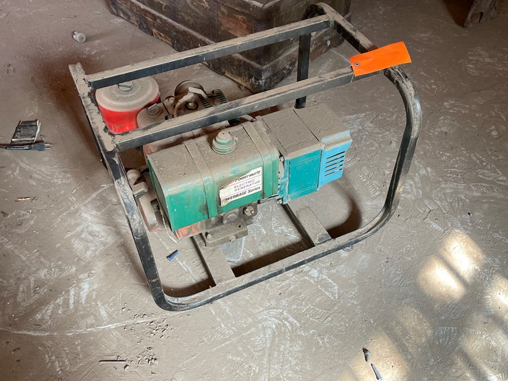 #3689-•-powermate-gas-powered-electric-generator-image-1