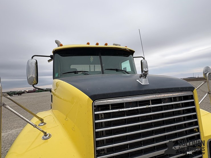 2013-mack-chu613-pinnacle-t/a-day-cab-truck-tractor-image-15