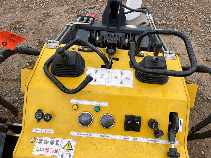#9237-•-unused-2025-landhero-mini-skid-steer-loader-image-12