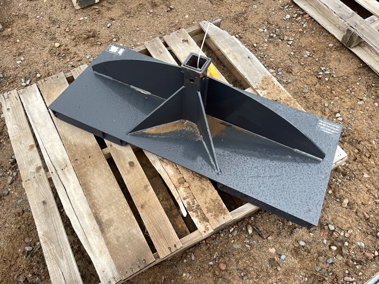 #2050-•-unused-2025-landhonor-skid-steer-utility-hitch-adapter-attachment-image-3