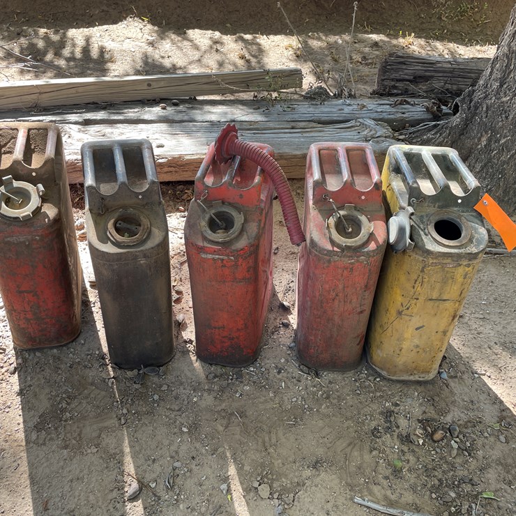#3655 • Lot of (5) Jerry Gas Cans