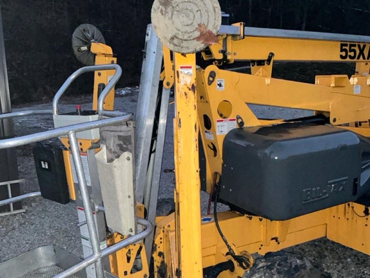 #108-•-2009-bil-jax-5533xa-boom-lift-image-11