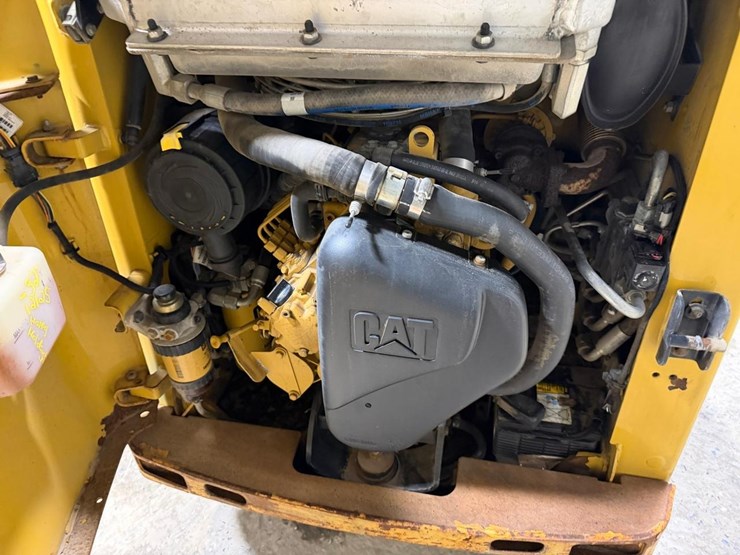 caterpillar-226b3-image-14