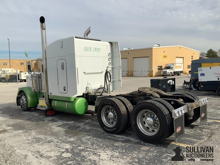 2006-peterbilt-379-image-7