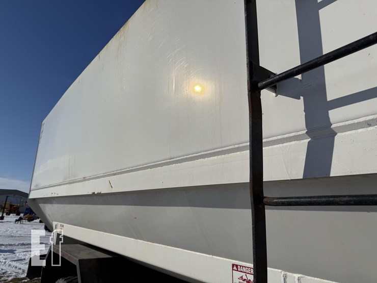 2014-kenworth-t370-image-101