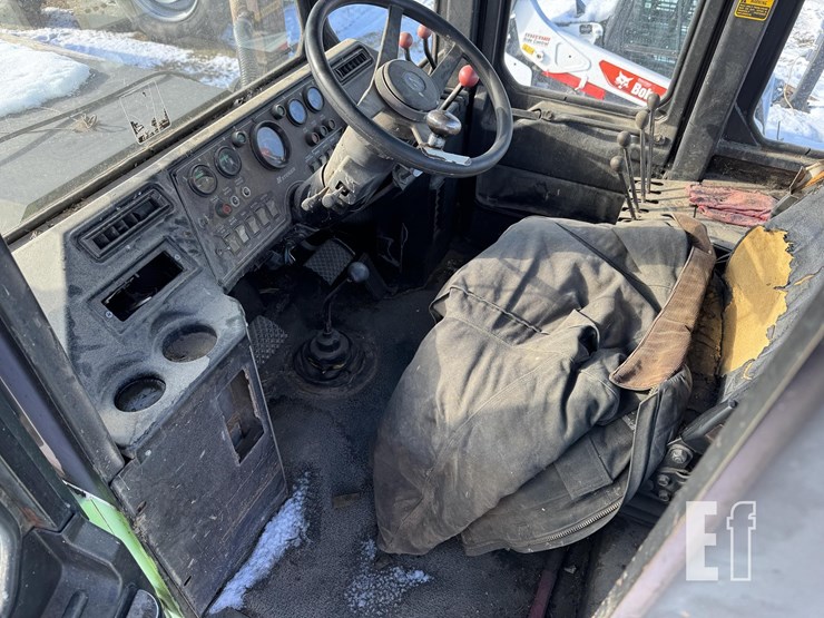 steiger-cougar-iii-st280-image-43