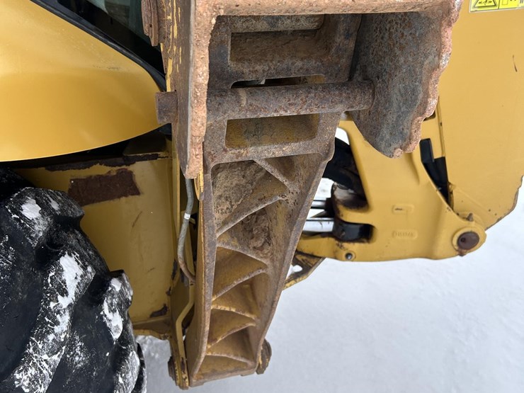 caterpillar-420e-image-26