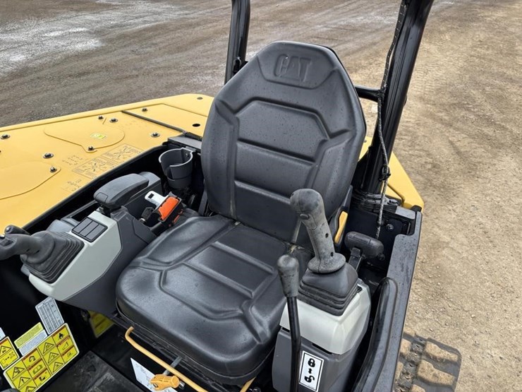 caterpillar-305cr-image-27