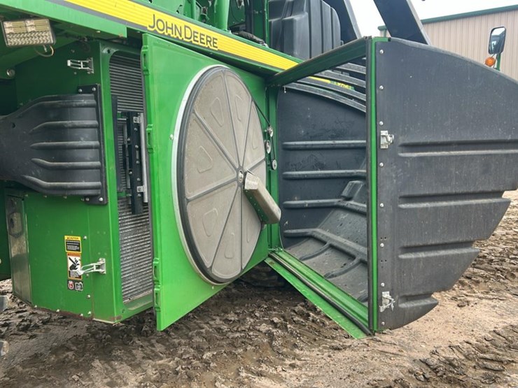 john-deere-cp690-image-31