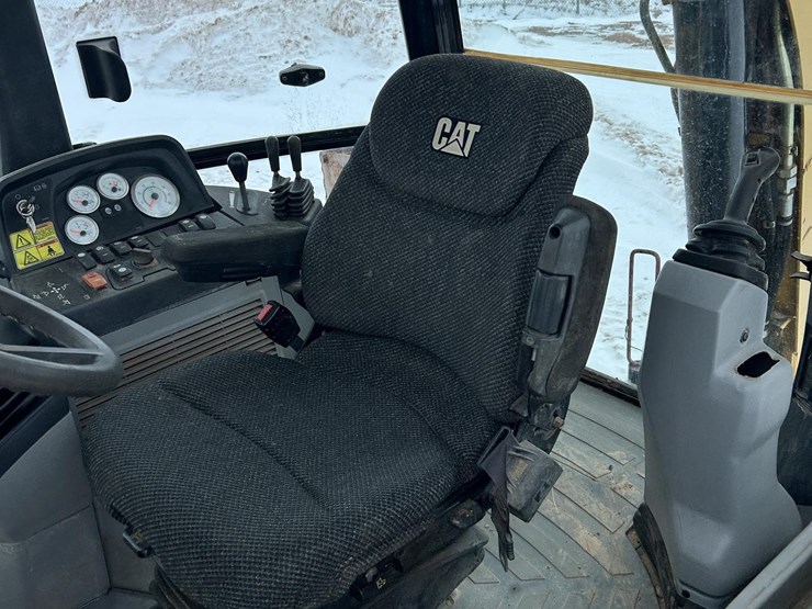 caterpillar-420e-image-52