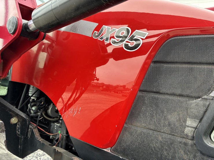 case-ih-95-image-25