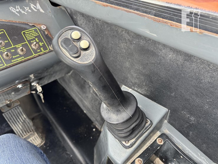 2018-xtreme-mfg-xr1055-image-65