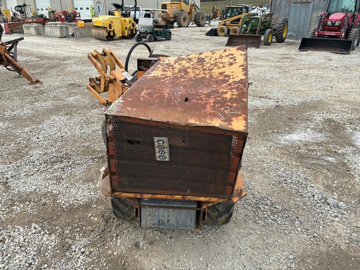 case-maxi-sneaker-image-2