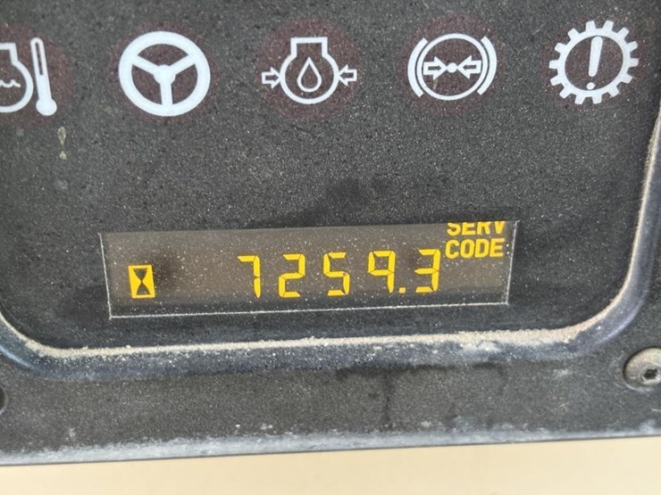 2005-caterpillar-143h-image-82