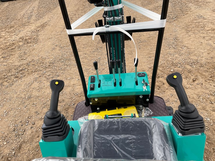 #9229-•-2025-unused-cfg-mini-excavator-image-7