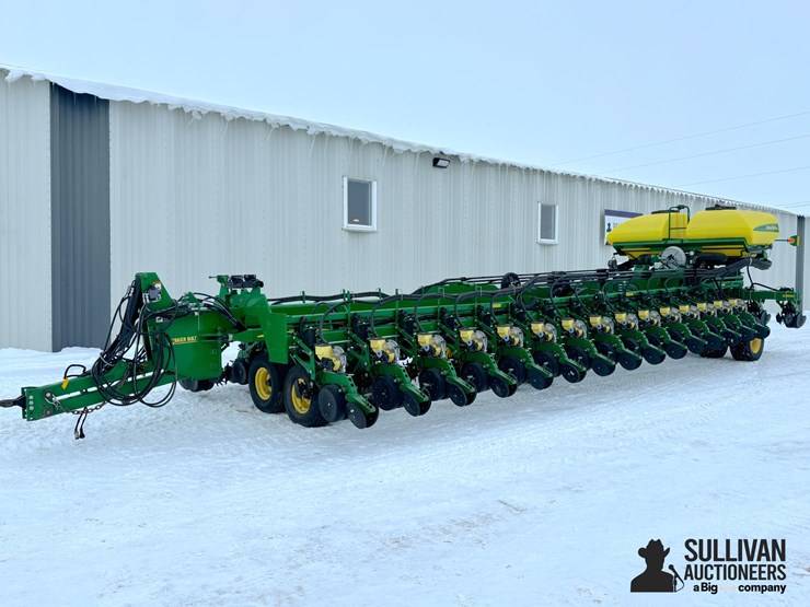 2014-john-deere-db90-image-1