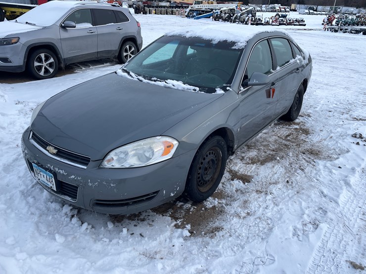 #1173-•-2008-chevrolet-impala-ls-(has-mn-title)-image-1