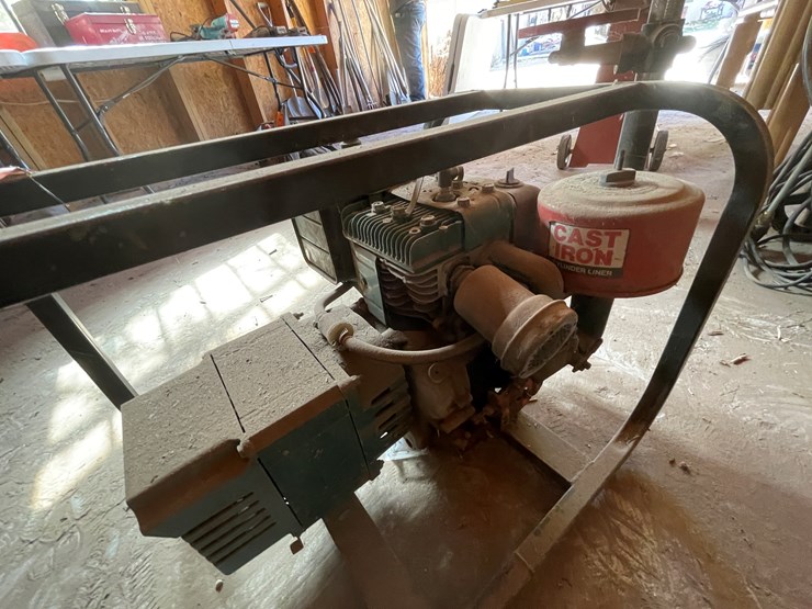 #3689-•-powermate-gas-powered-electric-generator-image-12