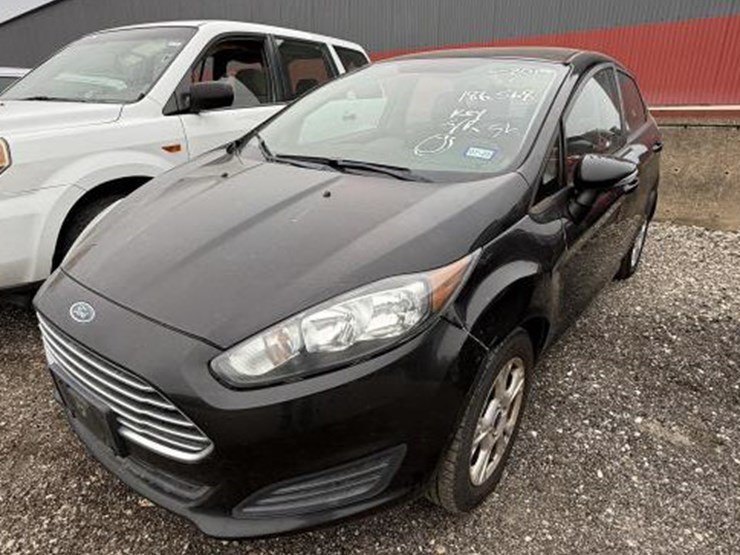 #31-•-2014-ford-fiesta-se-image-1