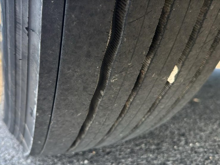 2019-kenworth-t680-image-45