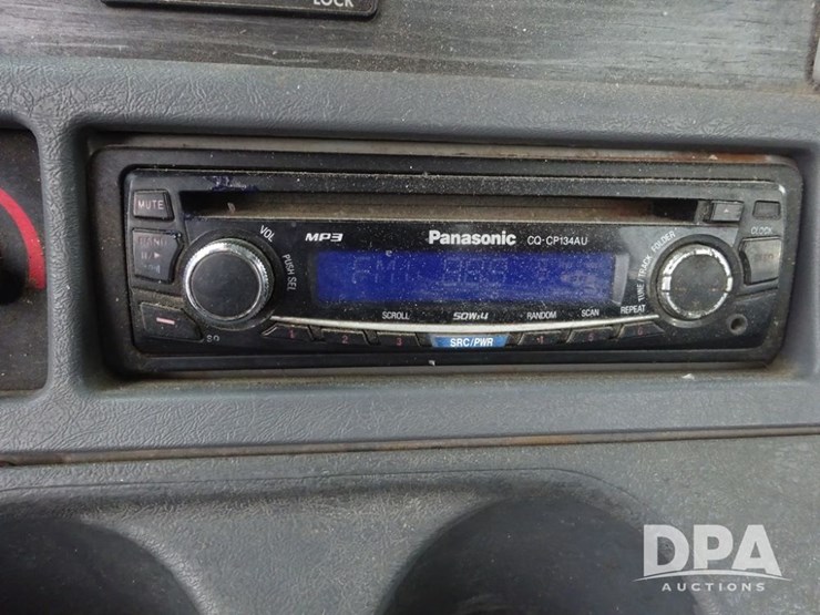 2007-freightliner-columbia-112-image-95