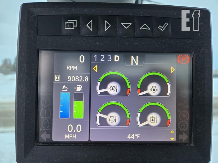 2020-deere-544l-image-19