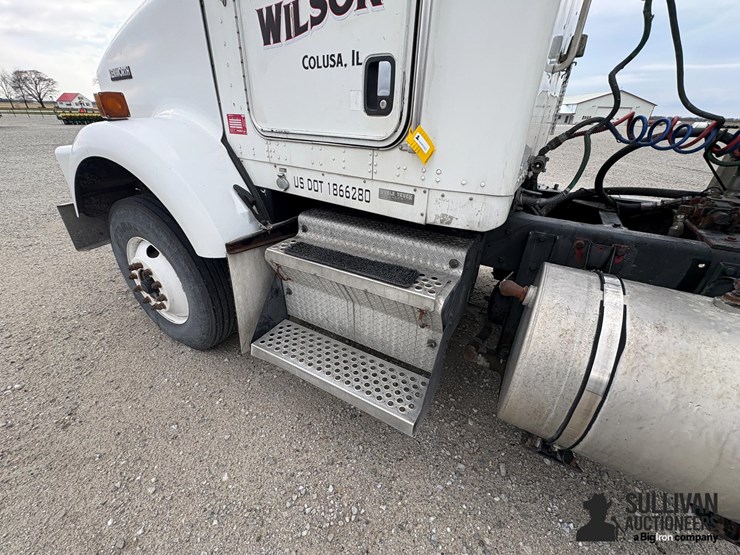 kenworth-t800-image-11