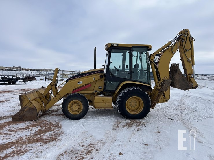 caterpillar-420d-image-8