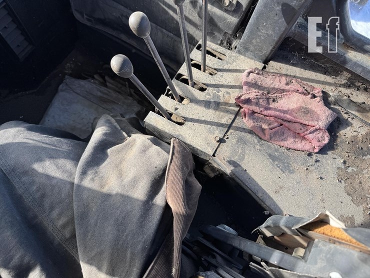 steiger-cougar-iii-st280-image-41