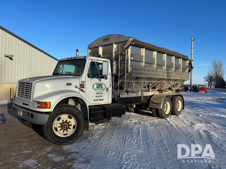 international-4900-image-1