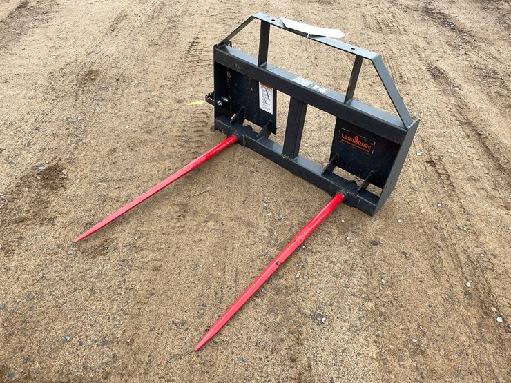 #2064-•-unused-2025-landhonor-skid-steer-bale-spear-attachment-image-1