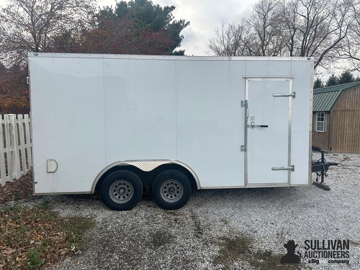 2024-family-trailers-t/a-enclosed-trailer-image-4