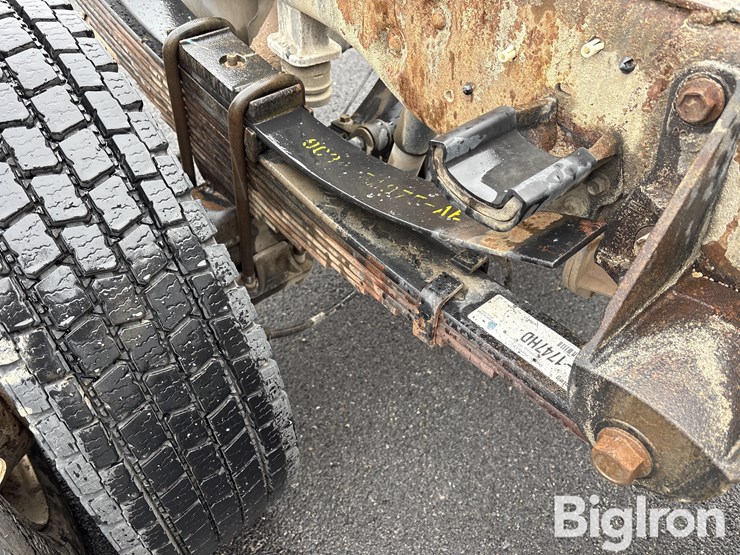 ford-f550-xl-image-16