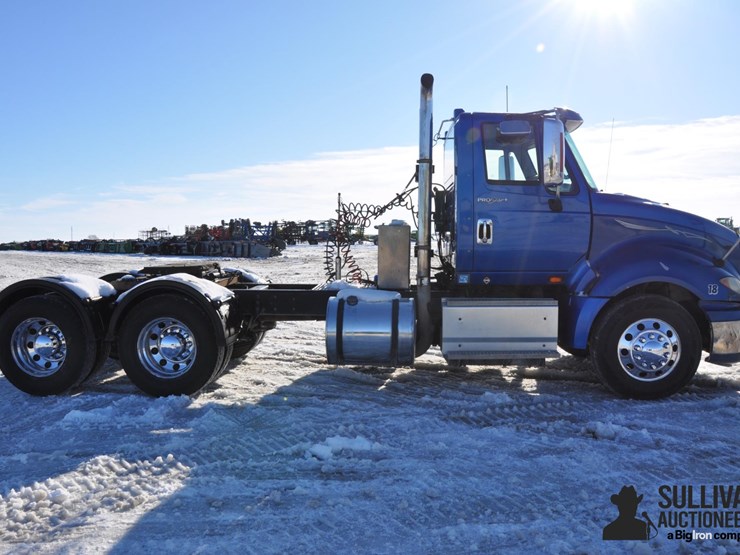 2014-international-prostar-image-4