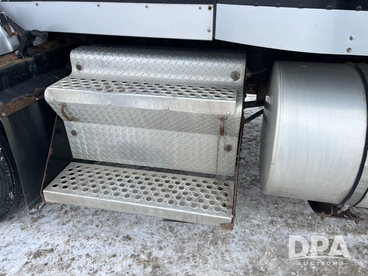 2006-kenworth-t800-image-42