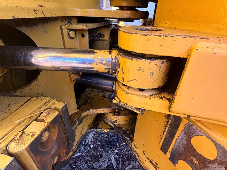 caterpillar-525-image-14